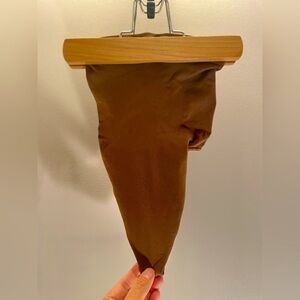 SKIMS Seamless Sculpt Mid Waist Thong in Jasper Size XS NWOT Shapewear …